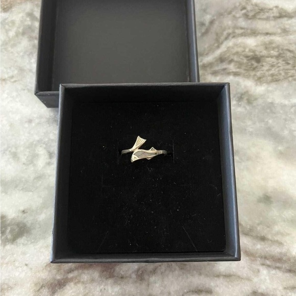 Sterling silver fish ring - Picture 2 of 5